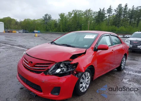 2013 Toyota Corolla Le z USA, uszkodzony, nr VIN 2T1BU4EE7DC944351